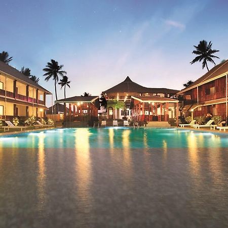 海湖康体度假村 Kochi 外观 照片