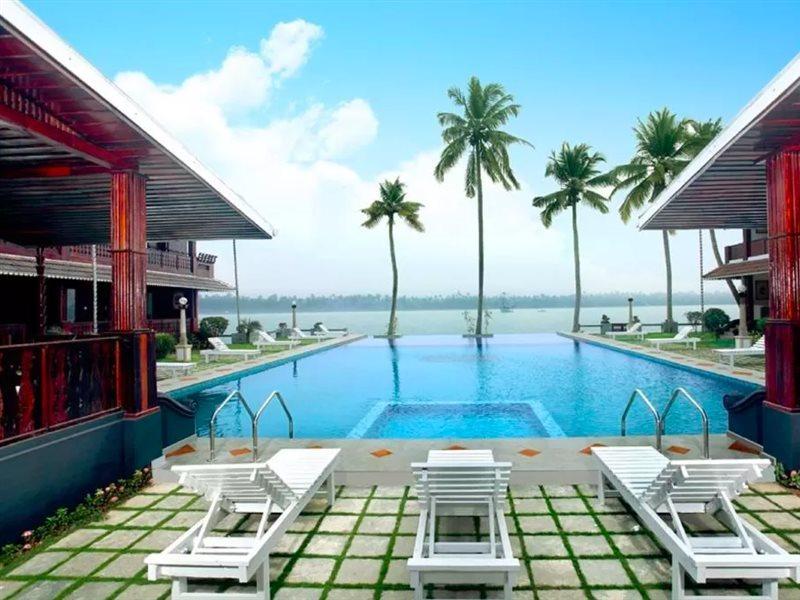 海湖康体度假村 Kochi 外观 照片